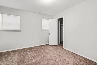 5918 Pine Arbor Drive, Houston, TX 77066 - Photo 26