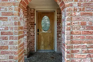 5918 Pine Arbor Dr, Houston, TX 77066 - Photo 4