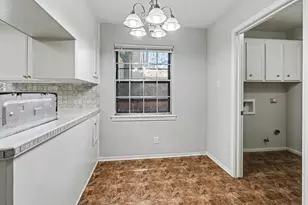 5918 Pine Arbor Dr, Houston, TX 77066 - Photo 6