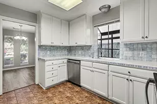 5918 Pine Arbor Dr, Houston, TX 77066 - Photo 14