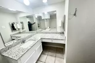 12200 Overbrook Ln, Houston, TX 77077 - Photo 12