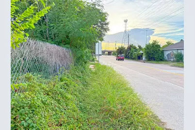 22 Stokes Street, Houston, TX 77022 - Photo 6