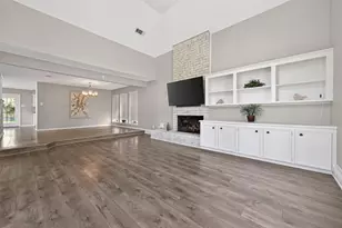2706 Woodland Grove Dr Dr, Houston, TX 77339 - Photo 10