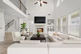 1227 Ancrum Hill Ln, Sugar Land, TX 77479 - Photo 10