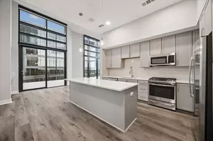 9757 Katy Freeway, Houston, TX 77024 - Photo 4