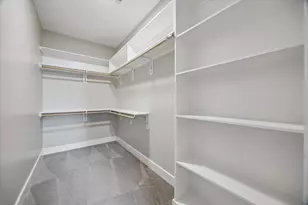 9757 Katy Freeway, Houston, TX 77024 - Photo 10