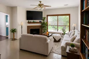 22523 Guardsman Ln, Katy, TX 77449 - Photo 2