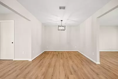 3021 8th Avenue N, Texas City, TX 77590 - Photo 4