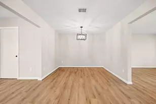 3021 8th Ave N, Texas City, TX 77590 - Photo 4