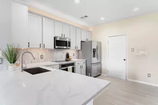 8026 Loyel Pointe Dr, Houston, TX 77064 - Photo 10