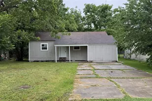 3511 23rd St, Port Arthur, TX 77642 - Photo 1