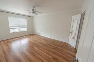 2250 Bering Dr, Houston, TX 77057 - Photo 4