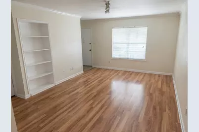 2250 Bering Drive #68, Houston, TX 77057 - Photo 1