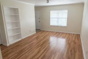 2250 Bering Dr, Houston, TX 77057 - Photo 1