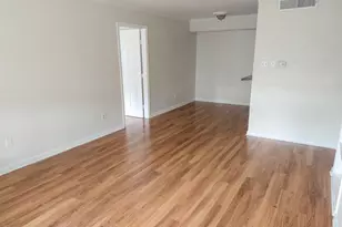 2250 Bering Dr, Houston, TX 77057 - Photo 2