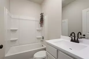 14213 Freeboard Dr, Texas City, TX 77510 - Photo 18