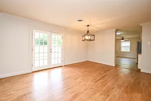 9535 Meadowbriar Ln, Houston, TX 77063 - Photo 6