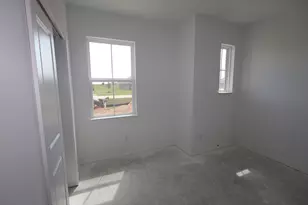 216 Dunovant Dr, Sealy, TX 77474 - Photo 8