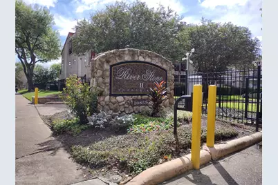 10855 Meadowglen Lane #601, Houston, TX 77042 - Photo 2