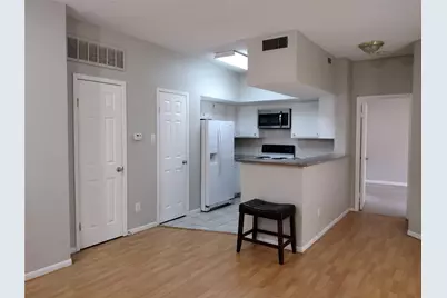 10855 Meadowglen Lane #601, Houston, TX 77042 - Photo 4