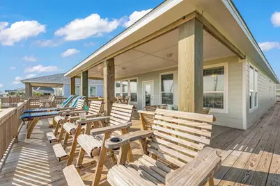 4415 Strand Avenue, Crystal Beach, TX 77650 - Photo 2