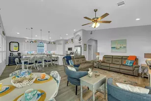 4415 Strand Ave, Crystal Beach, TX 77650 - Photo 10