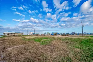 1111 Gator Point, Crystal Beach, TX 77650 - Photo 8