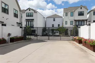1740 Ojeman Point Ln, Houston, TX 77055 - Photo 1