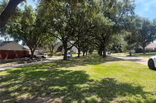 1608 Parkside Dr, Pasadena, TX 77502 - Photo 24