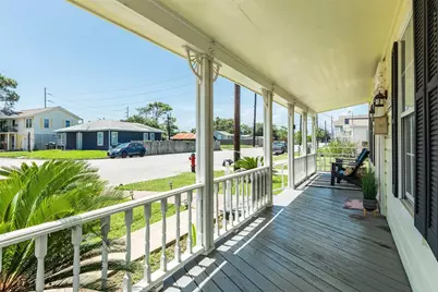 2114 57th Street, Galveston, TX 77551 - Photo 4