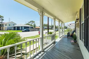 2114 57th St, Galveston, TX 77551 - Photo 4
