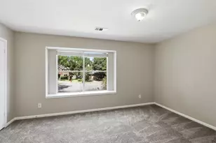 2098 Clemson Dr, Katy, TX 77493 - Photo 22