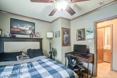 8123 Tareyton Lane, Houston, TX 77075 - Photo 14