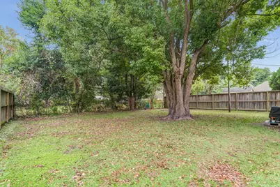 8123 Tareyton Lane, Houston, TX 77075 - Photo 22