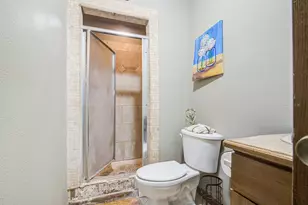 8123 Tareyton Ln, Houston, TX 77075 - Photo 18