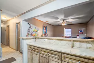 8123 Tareyton Ln, Houston, TX 77075 - Photo 10