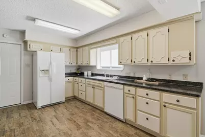 523 White Wing Court, Dickinson, TX 77539 - Photo 6