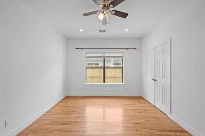 4734 Bell Street #B, Houston, TX 77023 - Photo 4