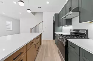 967 Highland Lgt Ln, Houston, TX 77091 - Photo 6