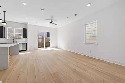967 Highland Light Lane, Houston, TX 77091 - Photo 4