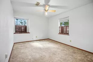 715 W League City Pkwy, League City, TX 77573 - Photo 16