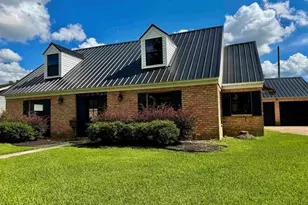 6275 Westgate Dr, Beaumont, TX 77706 - Photo 2