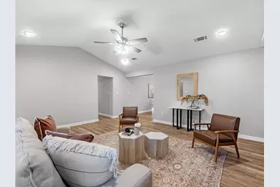 2126 Eagle Point Road, Crosby, TX 77532 - Photo 8