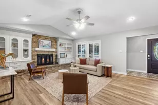 2126 Eagle Point Rd, Crosby, TX 77532 - Photo 6