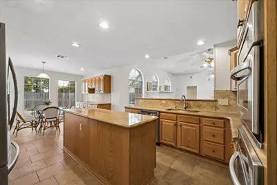 3316 Windfern Dr, Pearland, TX 77581 - Photo 8