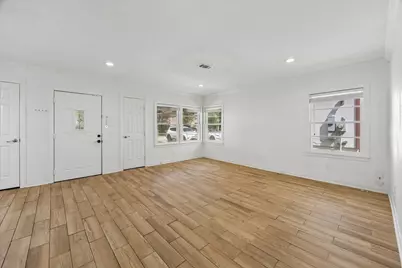 5119 Patrick Henry, Bellaire, TX 77401 - Photo 10