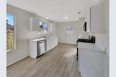 12830 E Greenwick Loop, Houston, TX 77085 - Photo 6