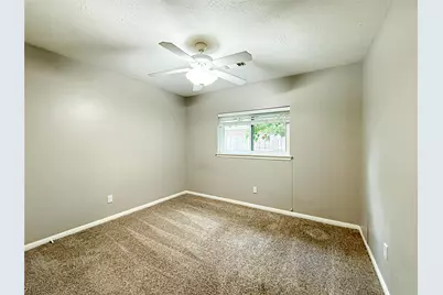 15815 Pilgrim Hall Drive, Friendswood, TX 77546 - Photo 8