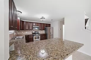 6611 Green Pear Ln, Houston, TX 77049 - Photo 4