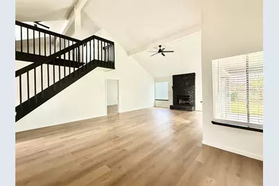 11910 Green Glade Drive, Houston, TX 77099 - Photo 6